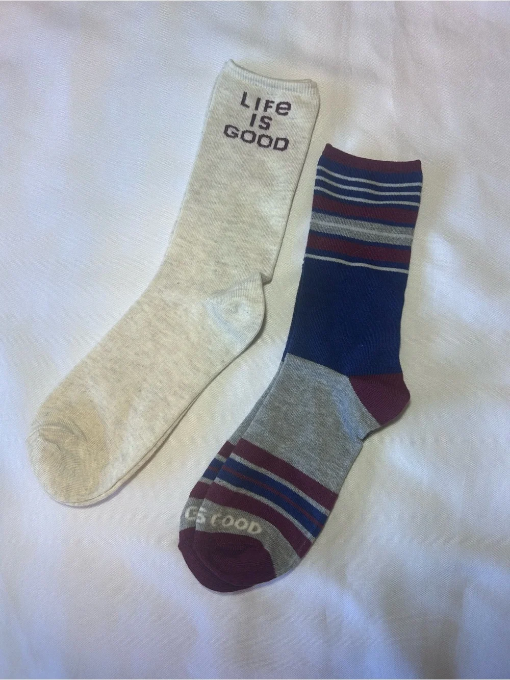 Life Is Good Unisex Crew Socks - Oatmeal & Navy with Burgundy Stripes